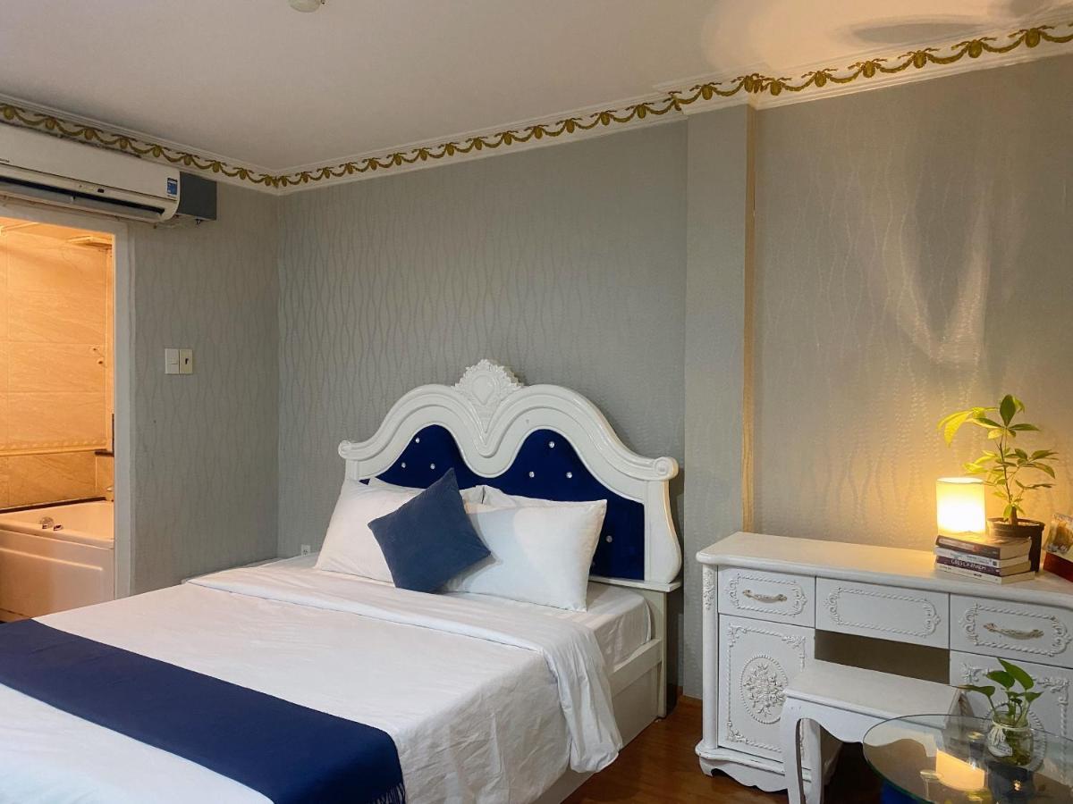הו צ'י מין סיטי Crowne Bui Vien Hotel מראה חיצוני תמונה