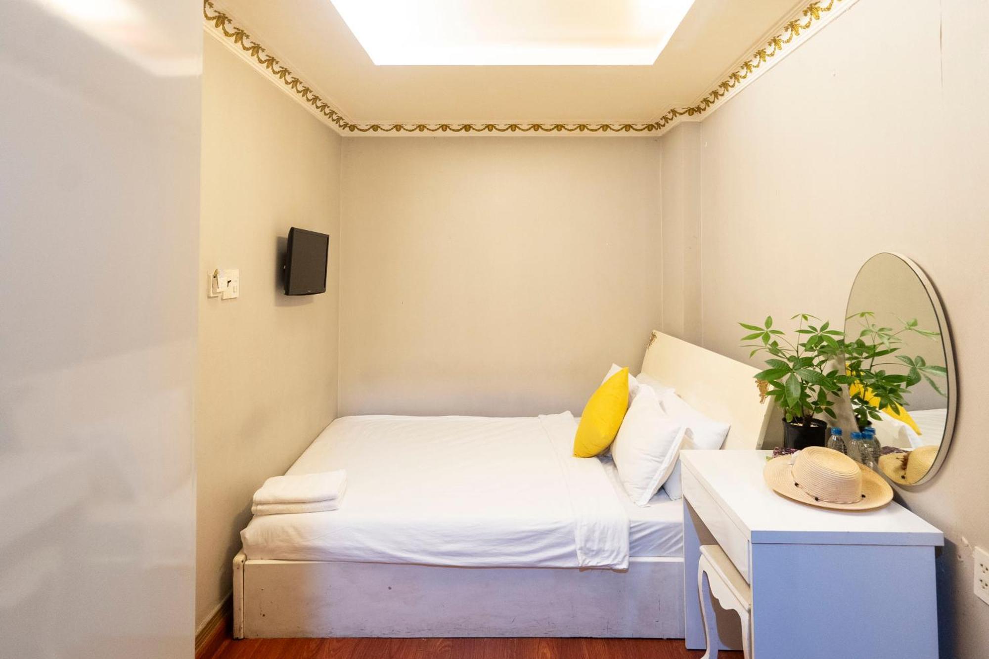 הו צ'י מין סיטי Crowne Bui Vien Hotel מראה חיצוני תמונה