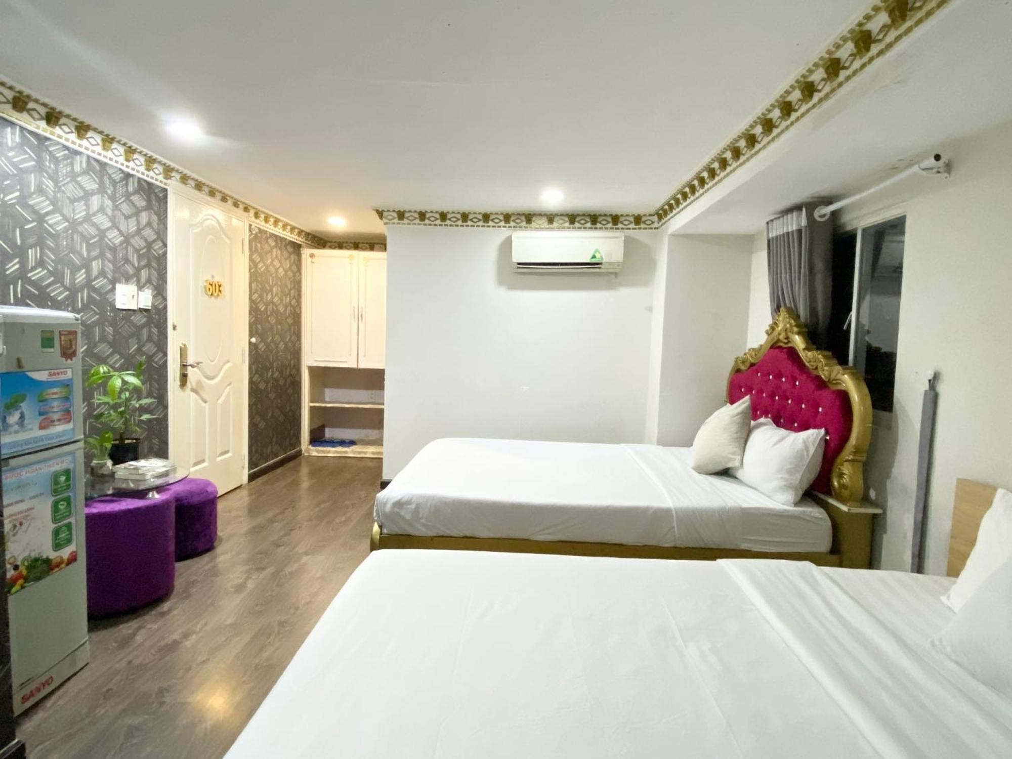 הו צ'י מין סיטי Crowne Bui Vien Hotel מראה חיצוני תמונה